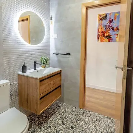 Apartamento Penthouse With Private Jacuzzi & Rooftop - Center By Rems Málaga
