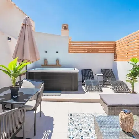 Penthouse With Private Jacuzzi & Rooftop - Center By Rems Apartamento *
