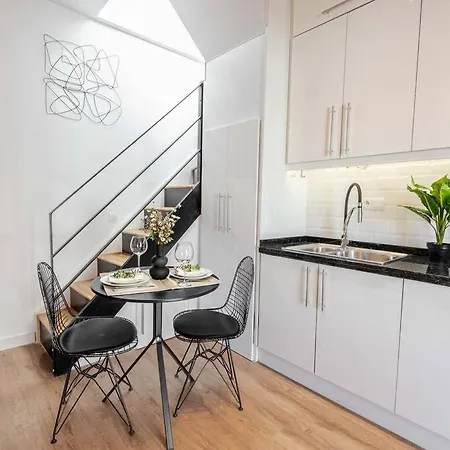 Penthouse With Private Jacuzzi & Rooftop - Center By Rems Apartamento *